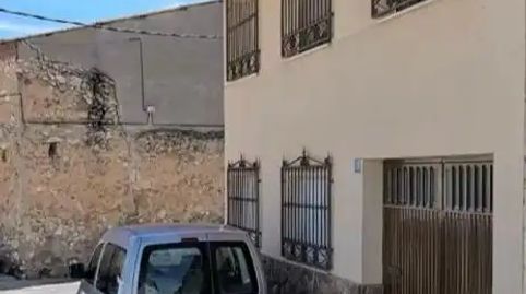 Foto 2 de Casa adosada en venda a Calle Héroe de Cascorro, 16, Noblejas, Toledo
