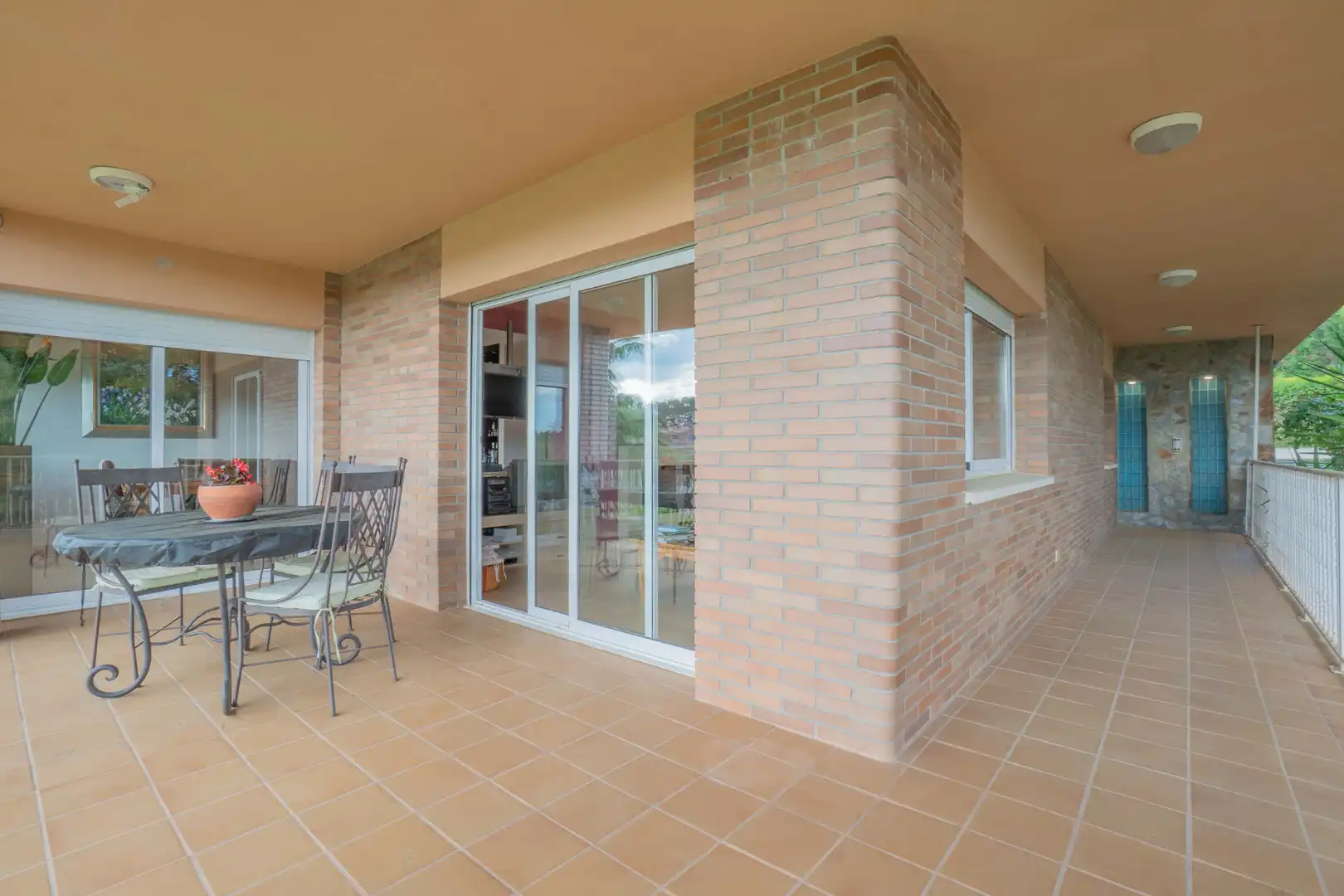Terrassa de Casa o xalet en venda en Sabadell amb Aire condicionat, Calefacció i Jardí privat