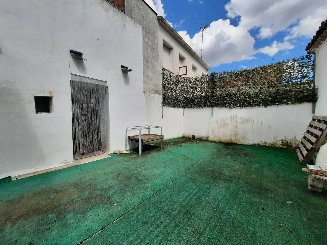 Vista exterior de Casa o chalet en venta en Nombela con Calefacción