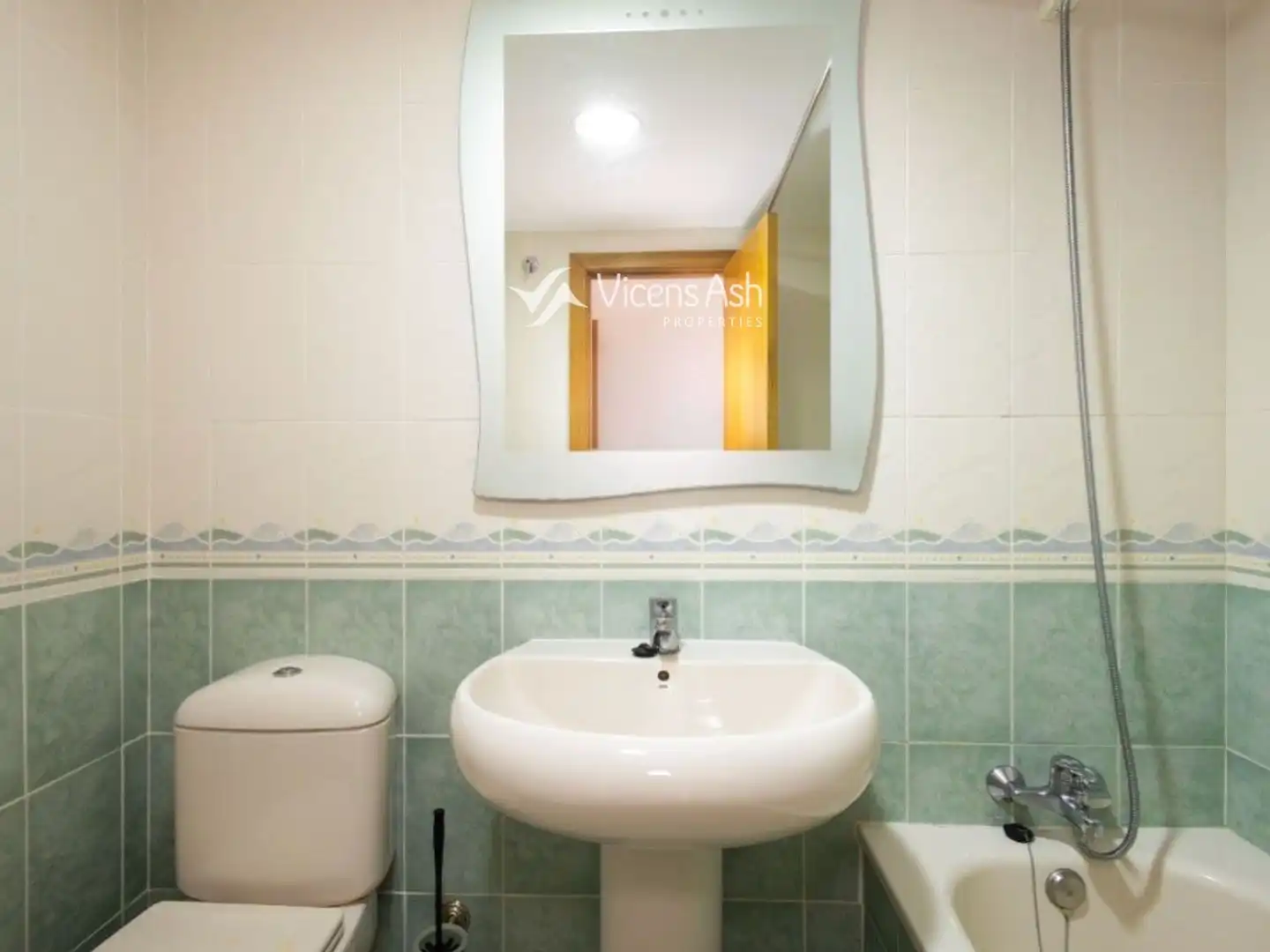 Badezimmer von Wohnung zum Verkauf in Jávea / Xàbia mit Klimaanlage, Terrasse und Schwimmbad