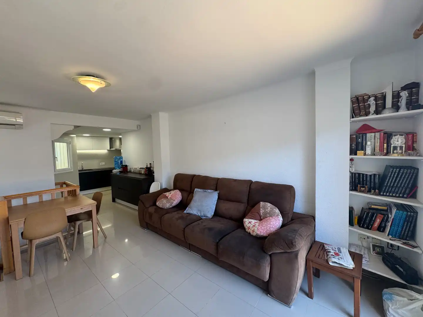 Sala d'estar de Àtic en venda en Roses amb Aire condicionat, Calefacció i Terrassa