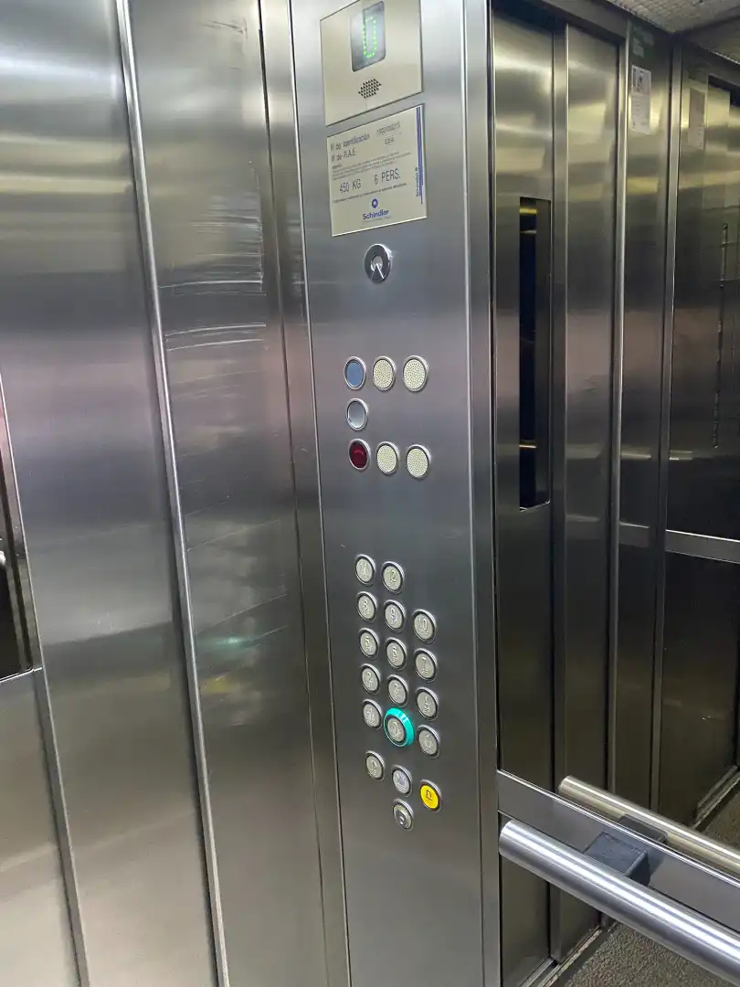 Piso con ascensor en venta en Calle del Monasterio de Urdax, imagen 11
