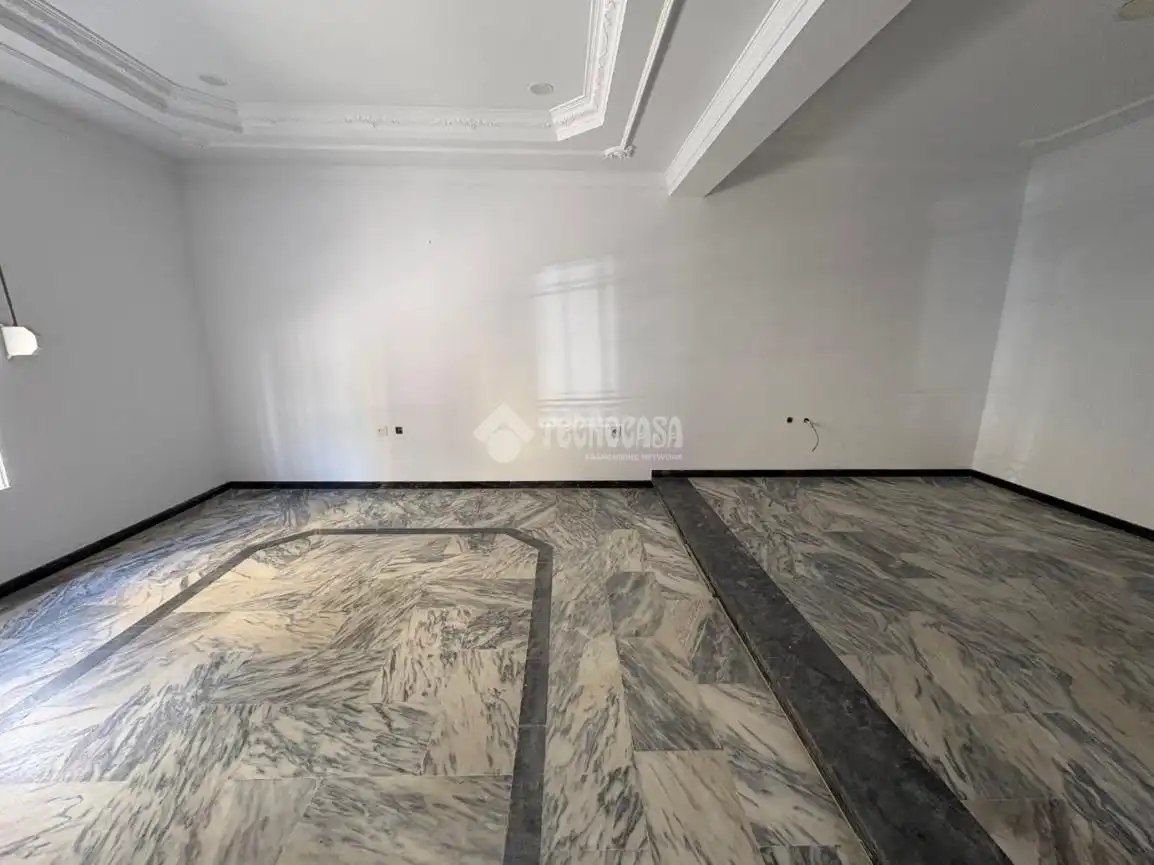 Casa adosada en venta en Chiclana de la Frontera con Terraza y Amueblado