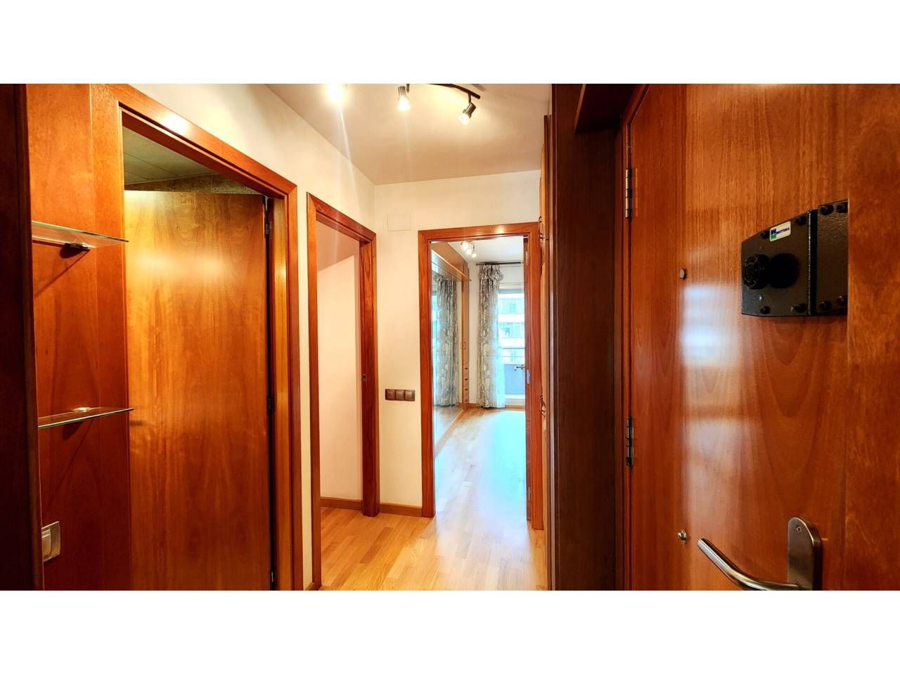 Flat for sale in Terrassa  with Air Conditioner, Heating and Terrace