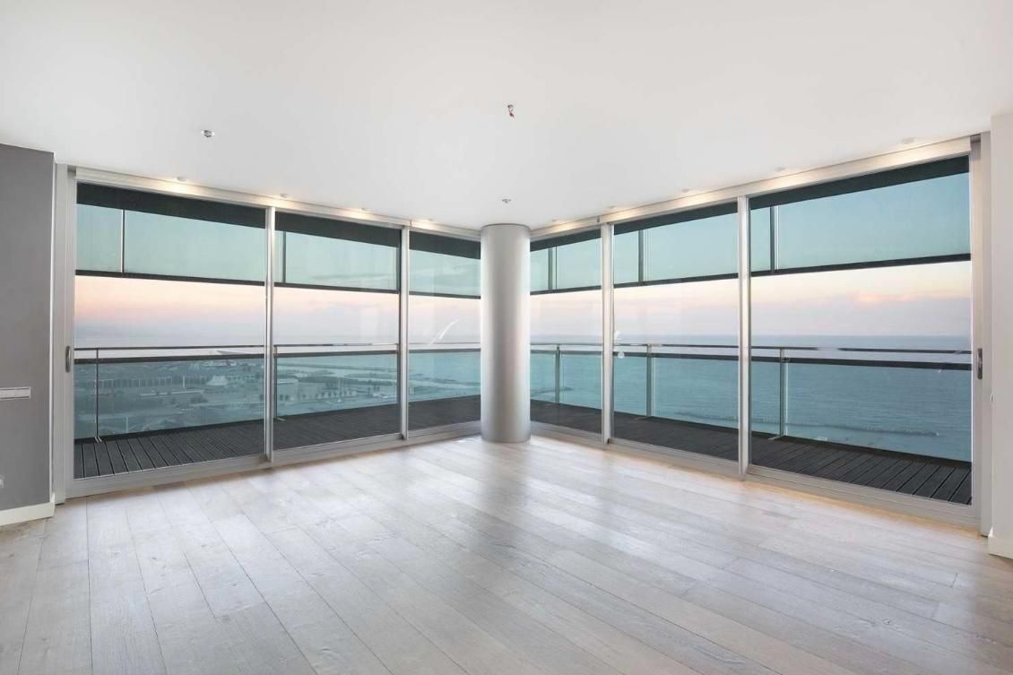 Flat for sale in  Barcelona Capital  with Heating, Private garden and Swimming Pool