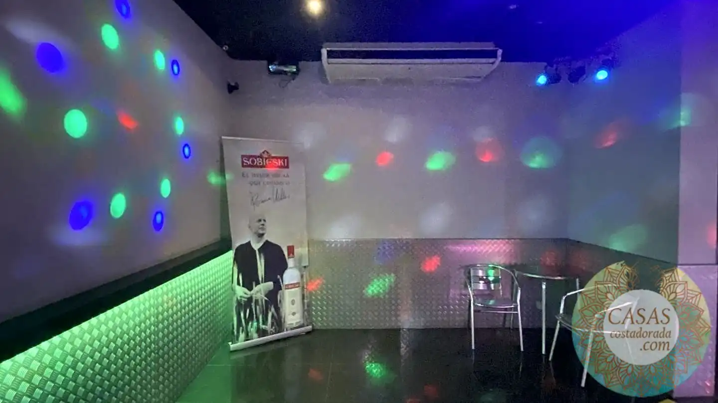 Local comercial en venda a Carrer Constitució, imagen 15