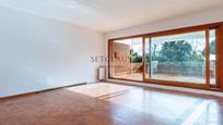 Living room of Flat for sale in Sant Vicenç de Montalt  with Heating, Parquet flooring and Terrace