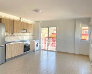 Kitchen of Flat to rent in San Cristóbal de la Laguna  with Terrace, Balcony and Alarm