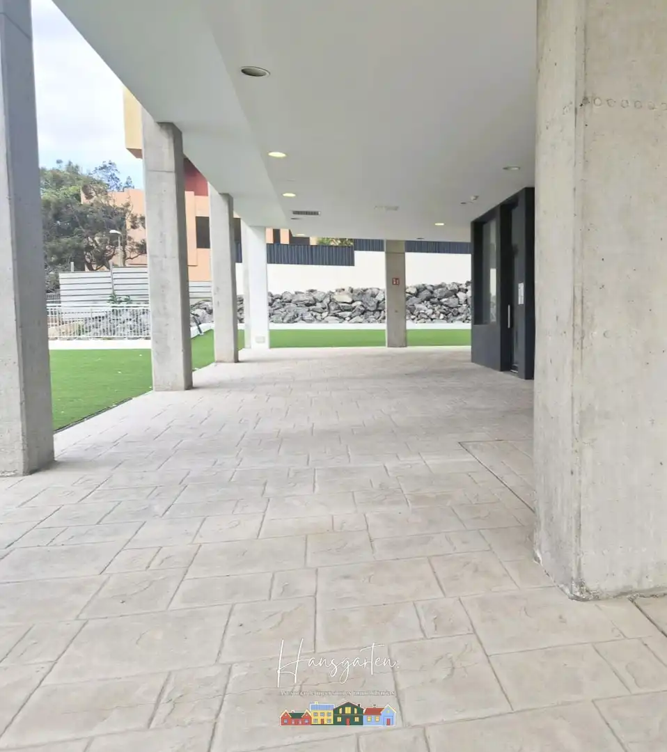 Terraza de Piso en venta en Las Palmas de Gran Canaria con Calefacción, Trastero y Piscina comunitaria