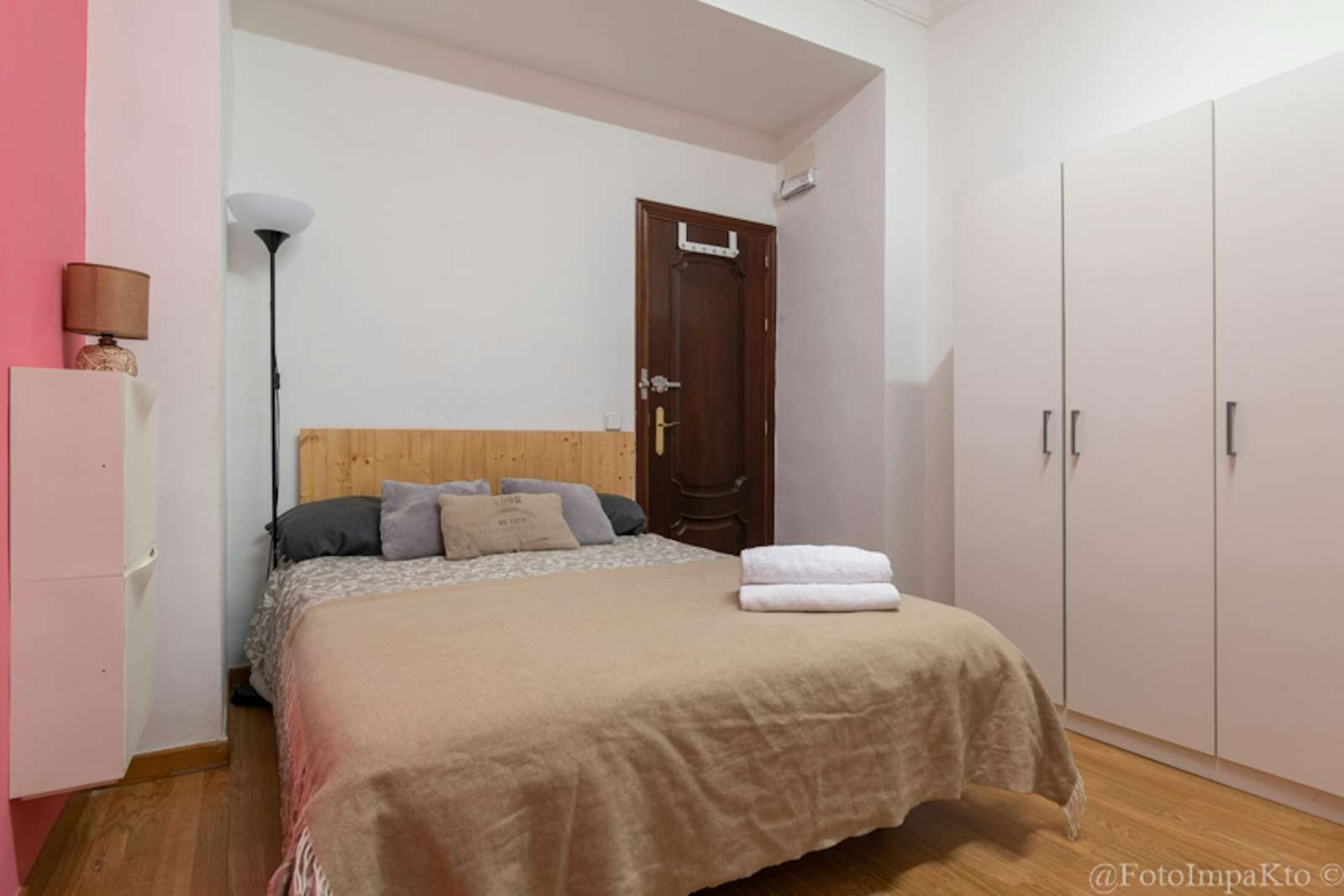 Flat to share in Almagro