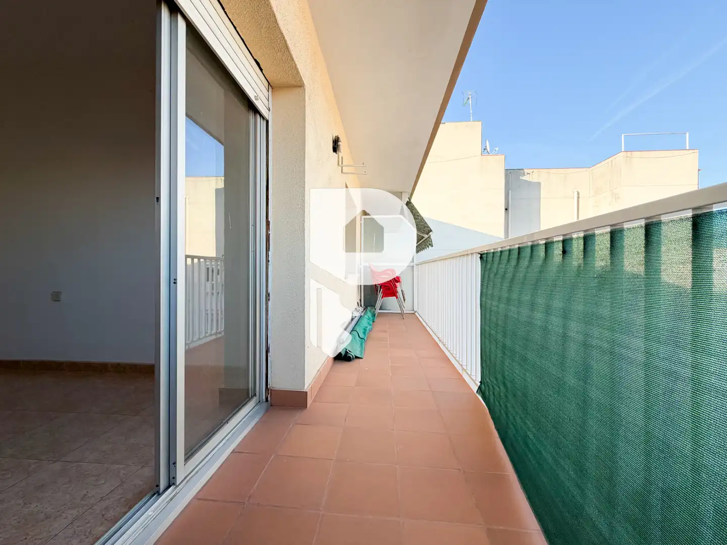 Terraza de Piso en venta en Sant Joan Despí con Calefacción, Terraza y Horno