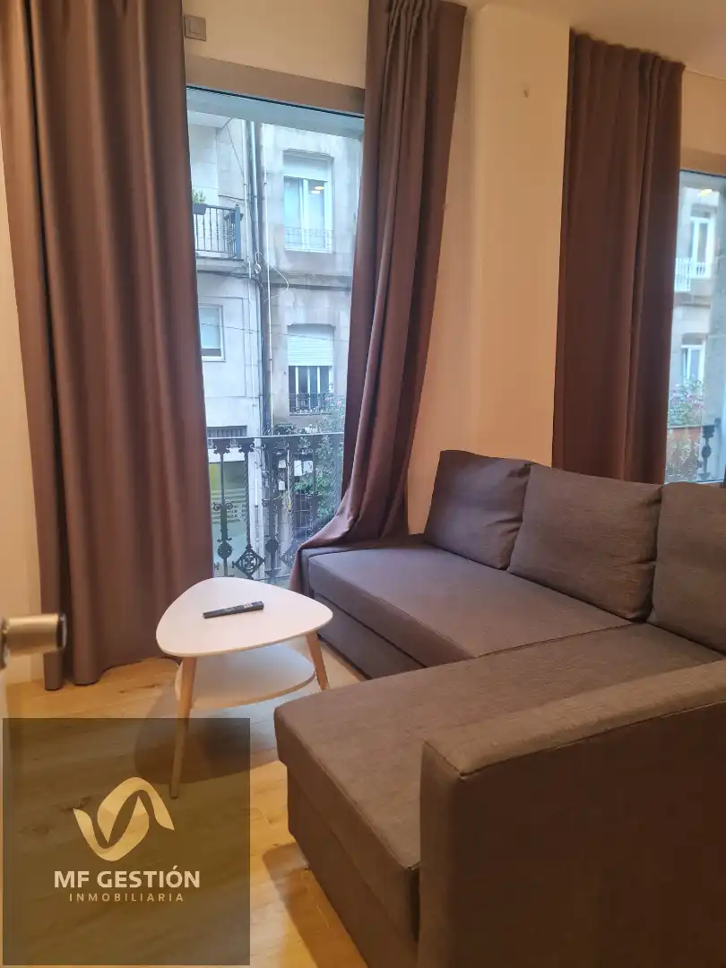Living room of Study for rent in Vigo   with Air Conditioner, Heating and Furnished