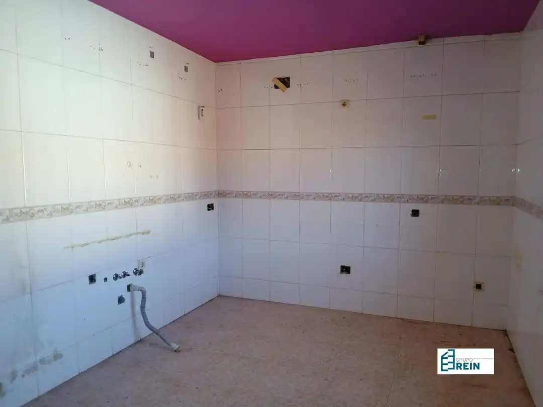 Bany de Casa adosada en venda en Esquivias amb Calefacció, Terrassa i Piscina