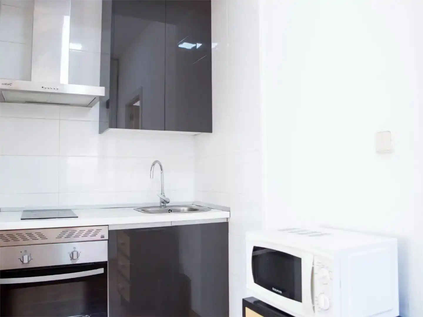 Cuina de Loft de lloguer en Madrid amb Aire condicionat, Parquet i Traster