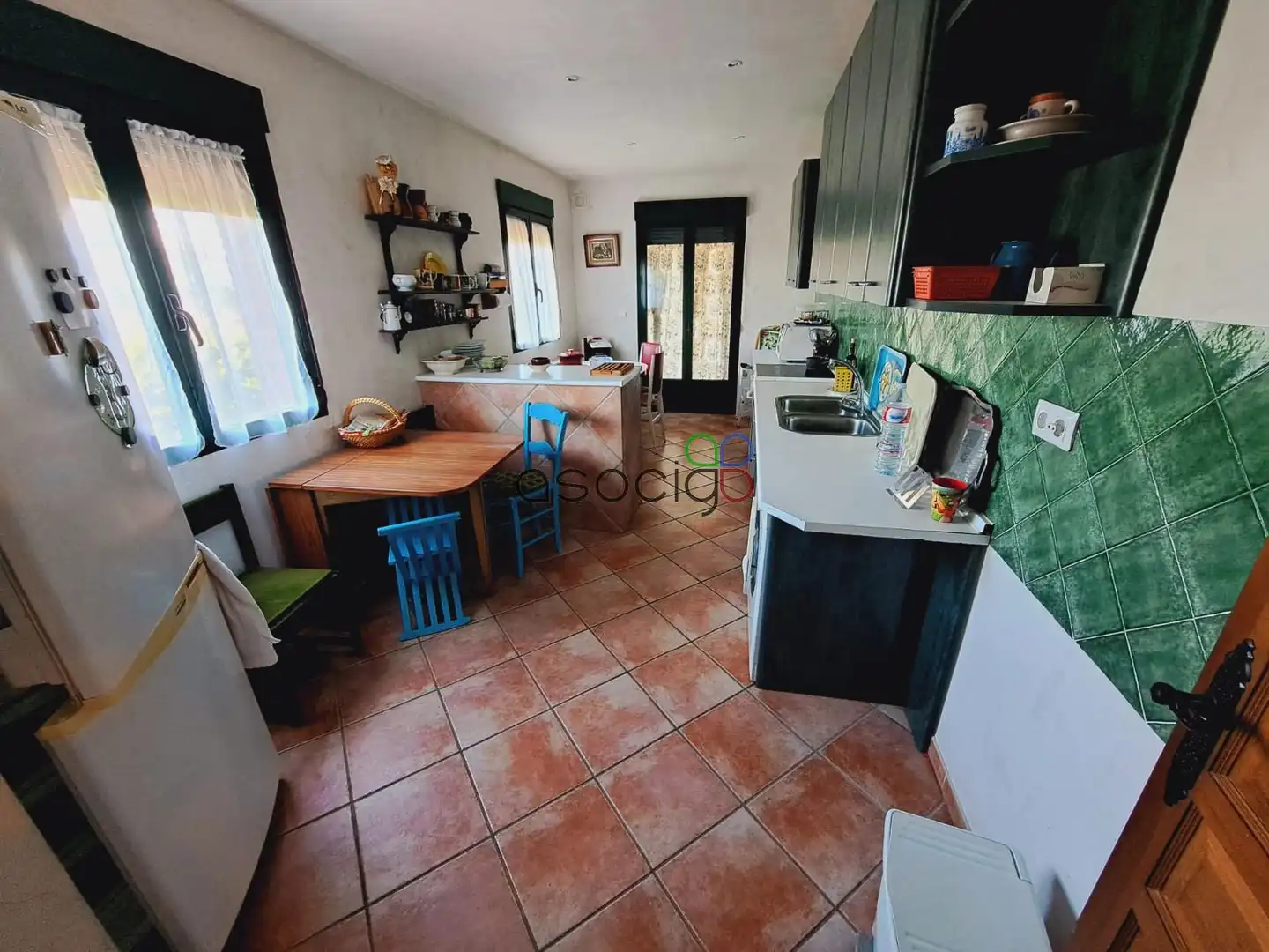 Cocina de Casa o chalet en venta en Solanillos del Extremo con Calefacción, Trastero y Piscina