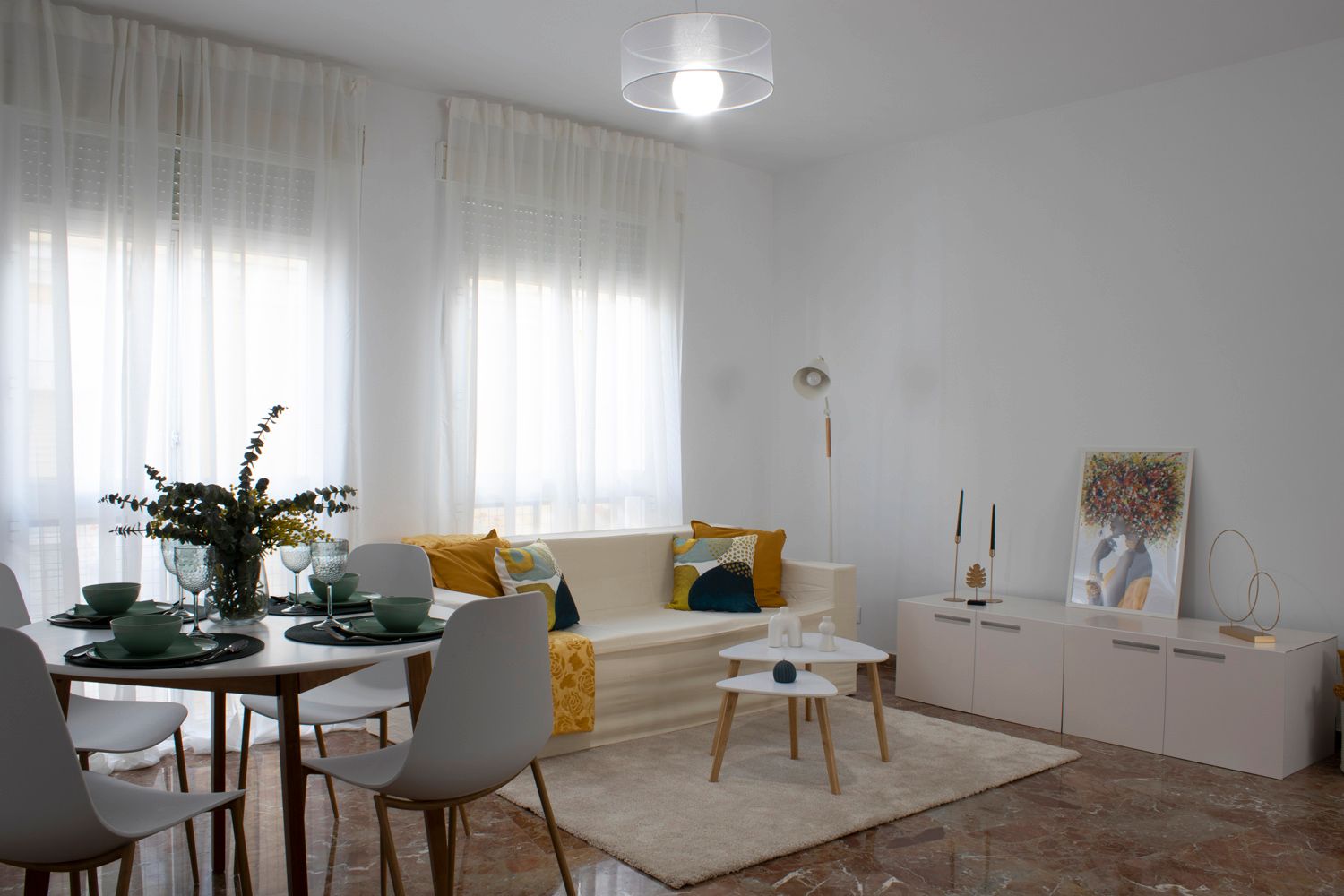 Living room of Flat for sale in  Sevilla Capital  with Balcony