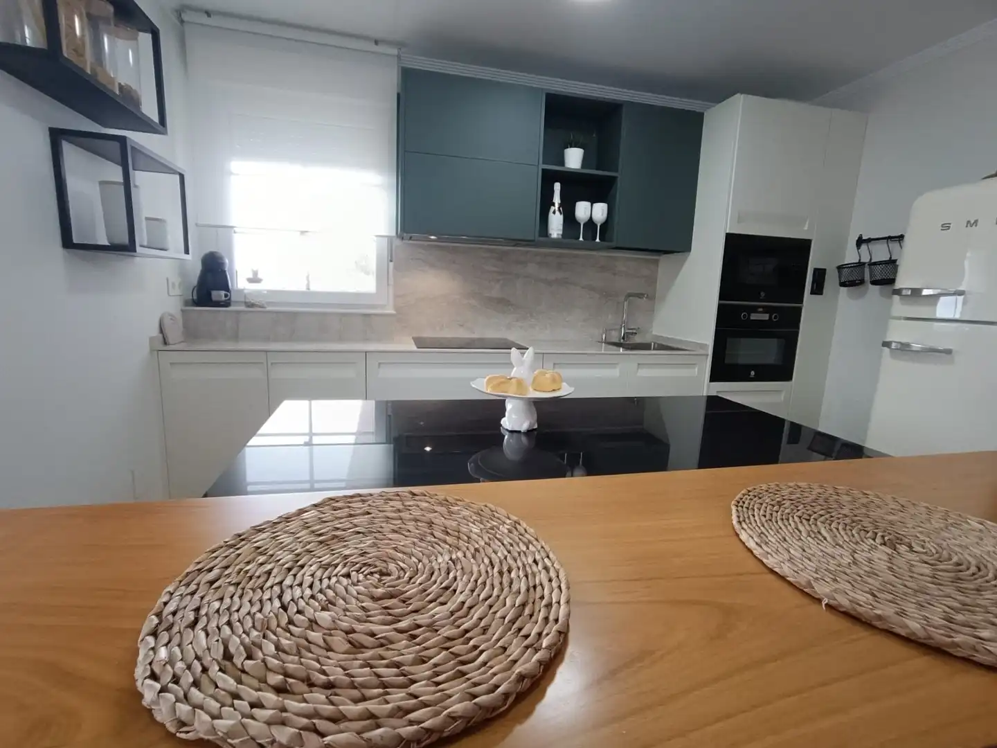 Cocina de Casa adosada en venta en Polanco con Calefacción, Jardín privado y Terraza