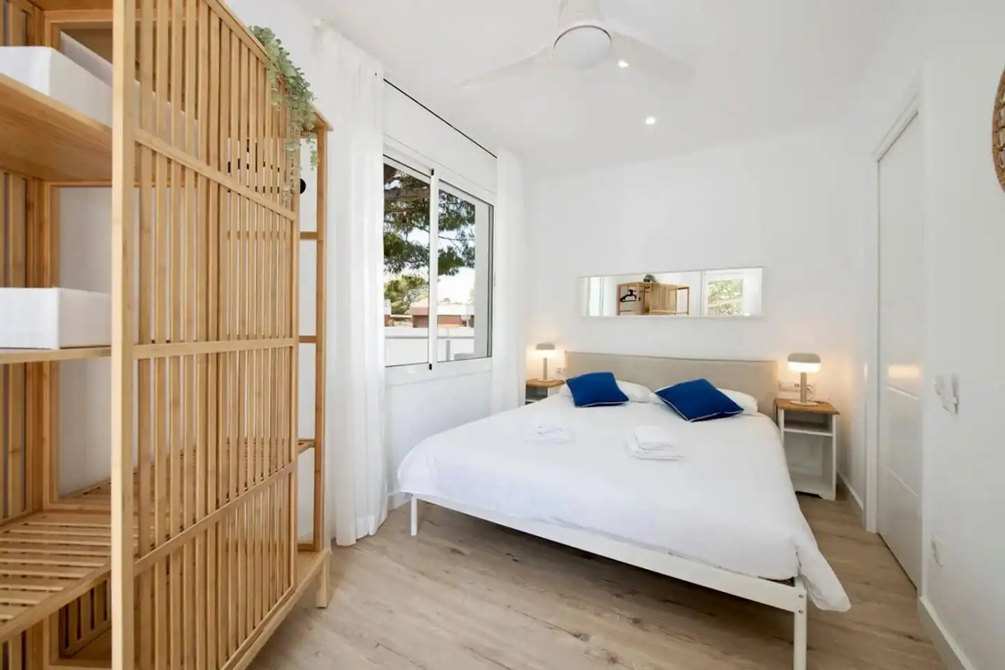 Habitación de Ático en venta en Gavà con Aire acondicionado, Terraza y Piscina