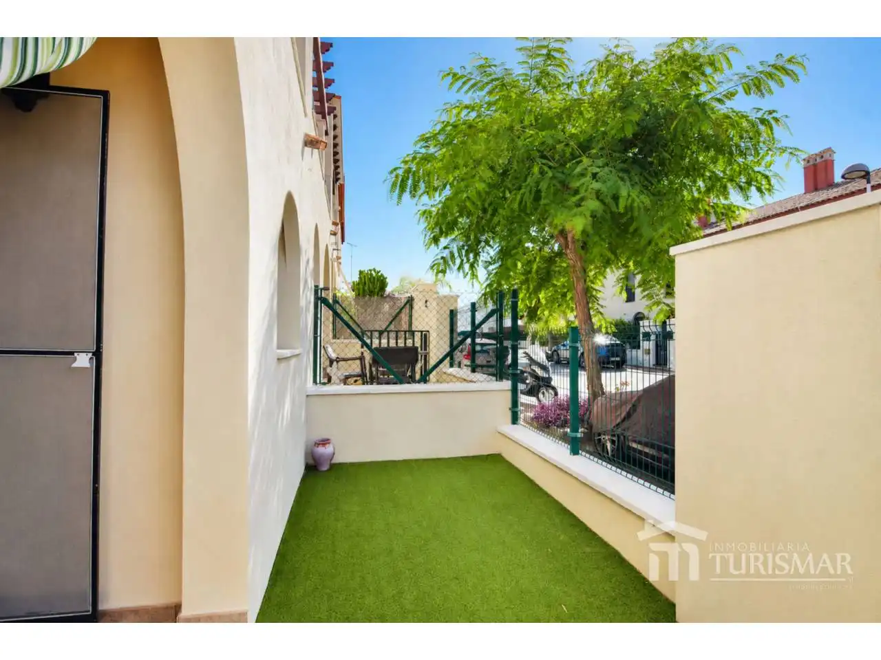 Casa a schiera con piscina in vendita a Avenida Juan Pablo II 1, imagen 2