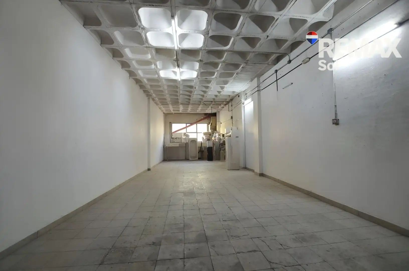 Nave industrial en venta en Madrid