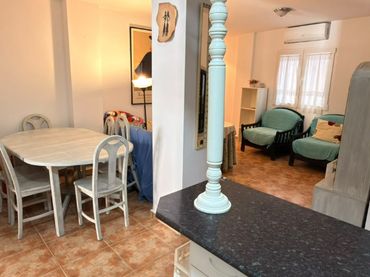 Appartamento con balcone in affitto a Cuesta de San Gregorio 19