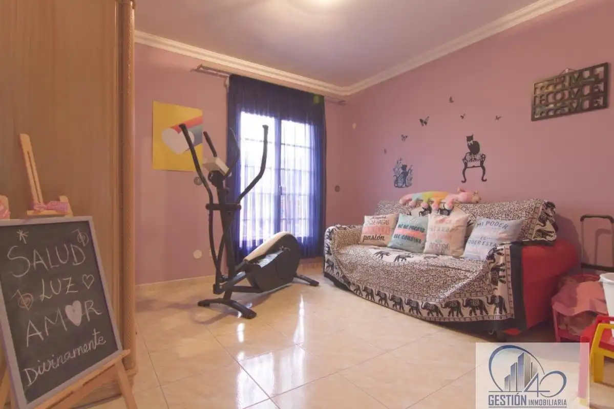 Habitación de Edificio en venta en La Orotava