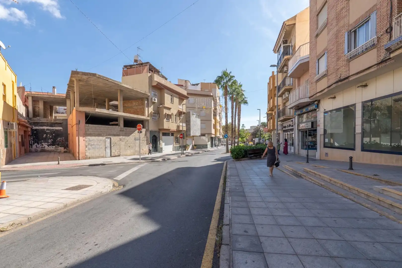Inmuebles singulares en venta en Calle Calle Rambla de Capuchinos 18, imagen 2