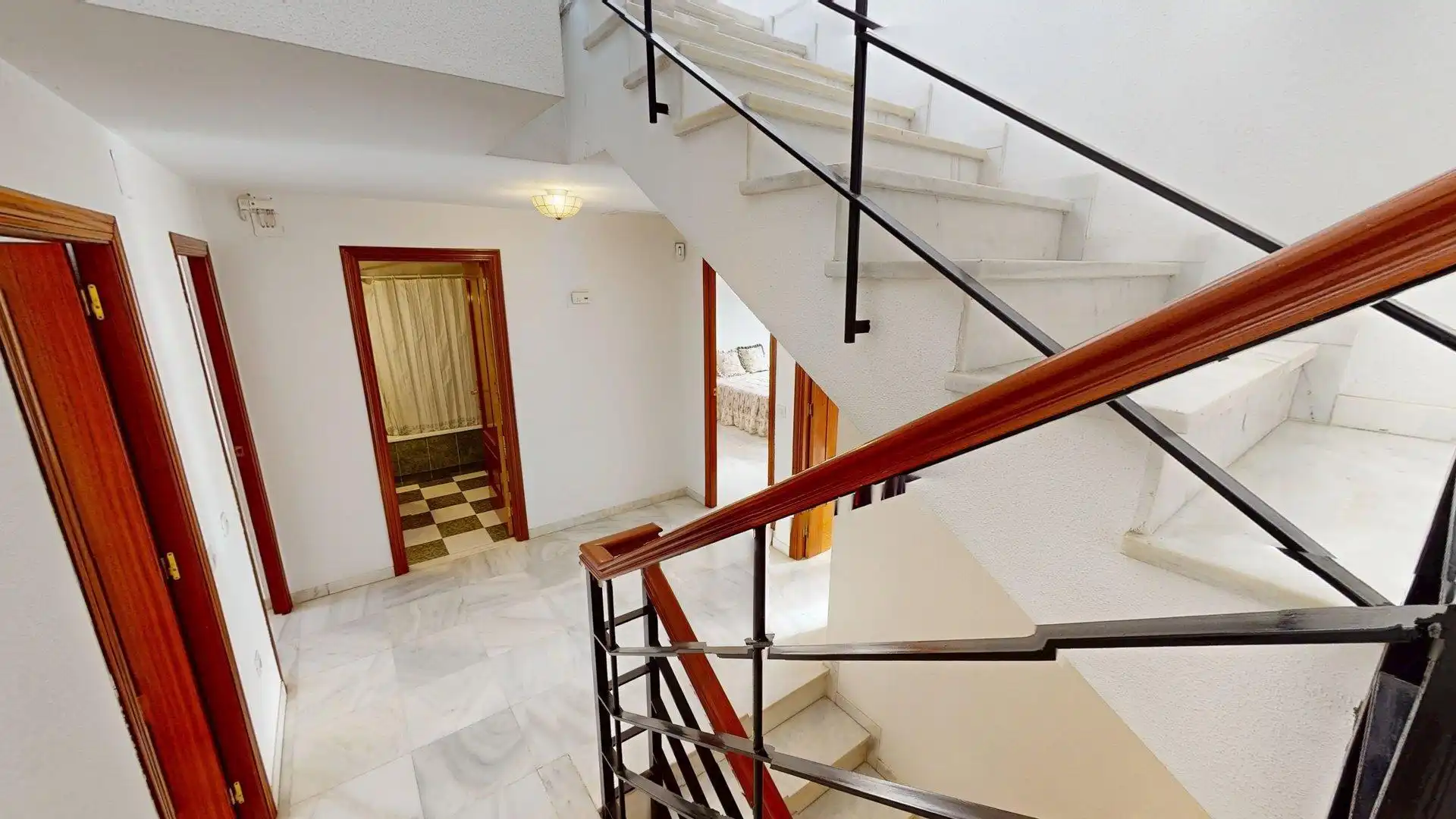 Casa adosada en venda en Córdoba amb Aire condicionat, Calefacció i Terrassa