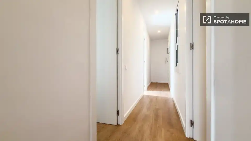 Apartament per a compartir en Barcelona amb Aire condicionat, Calefacció i Terrassa