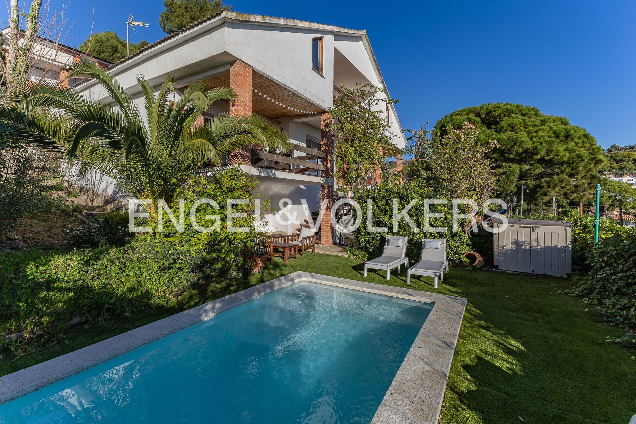 Vista exterior de Casa o chalet en venta en Castelldefels con Aire acondicionado, Calefacción y Parquet