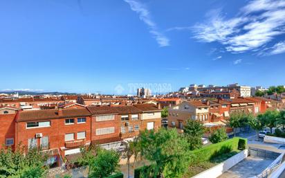 Exterior view of Flat for sale in Vilanova i la Geltrú  with Air Conditioner, Terrace and Storage room