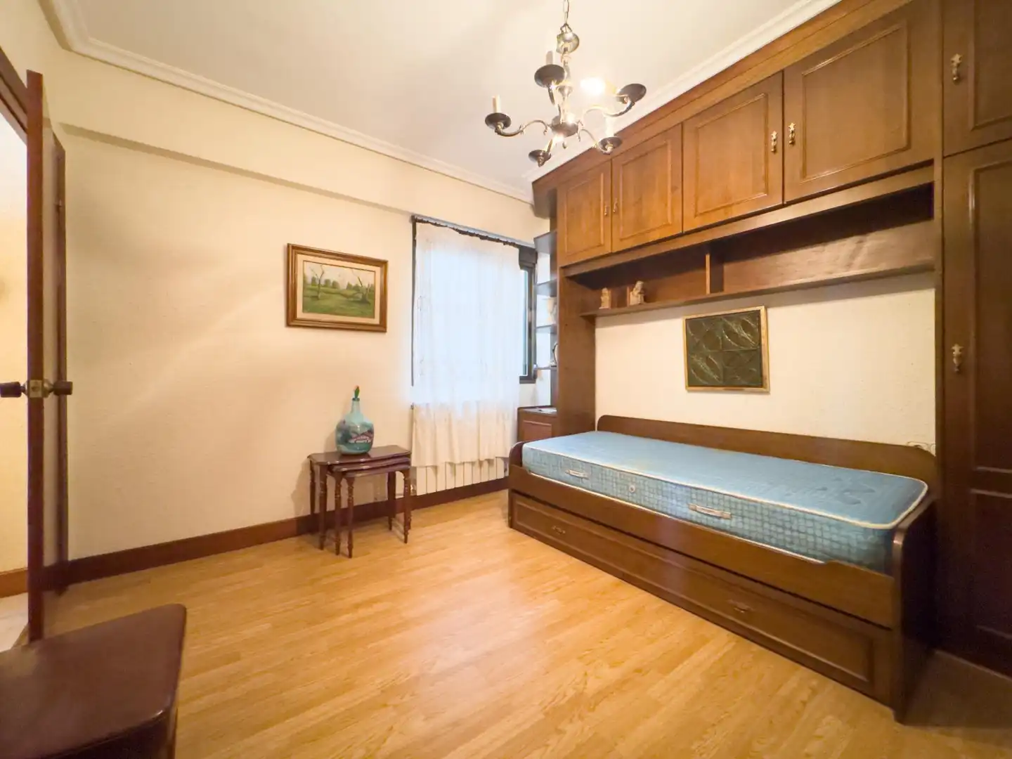 Habitación de Apartamento en venta en Irun  con Calefacción, Trastero y Amueblado