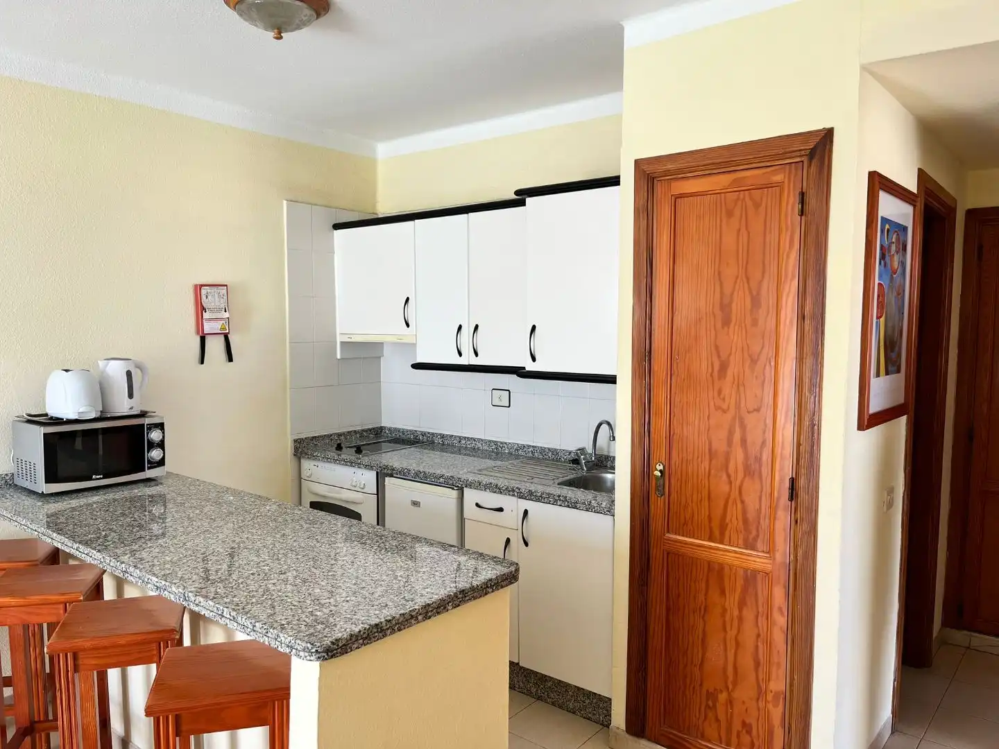 Cuina de Apartament en venda en Adeje amb Terrassa, Moblat i Balcó