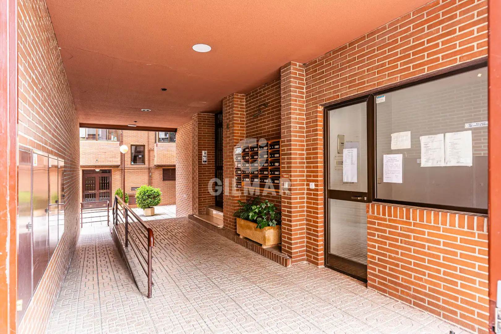 Wohnung zum Verkauf in Madrid mit Heizung und Balkon