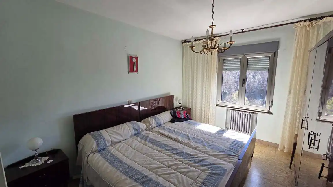 Schlafzimmer von Haus oder Chalet zum Verkauf in Laviana mit Heizung, Privatgarten und Parkett