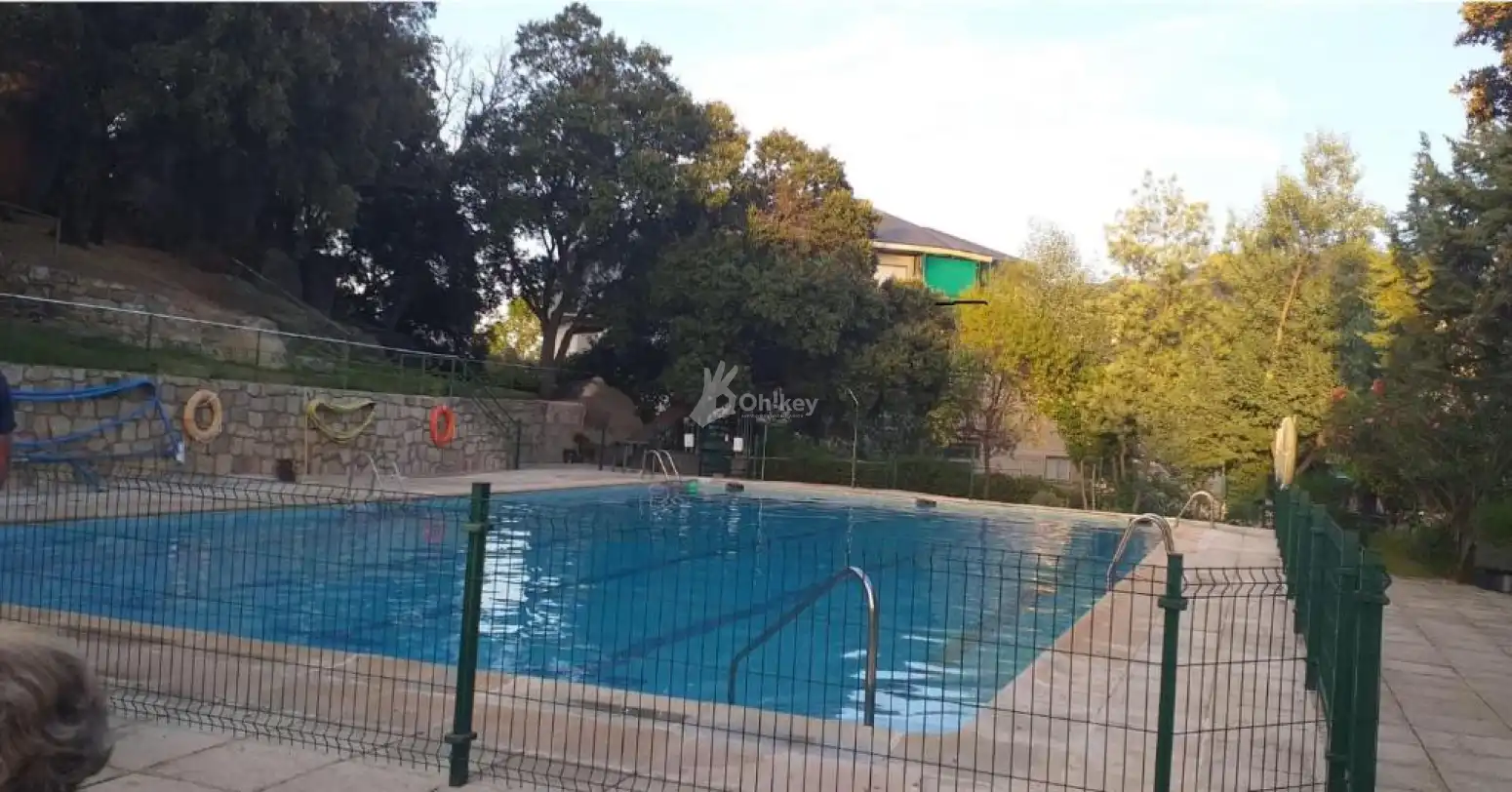 Swimming pool of Flat for sale in Fresnedillas de la Oliva  with Air Conditioner, Heating and Private garden