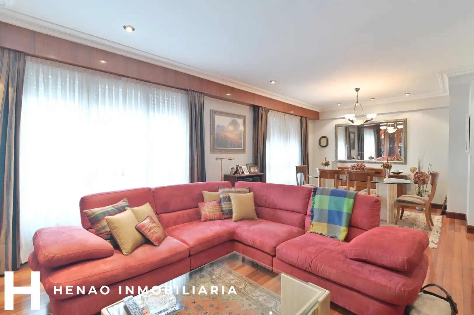 Living room of Flat for sale in Bilbao   with Heating, Parquet flooring and Terrace