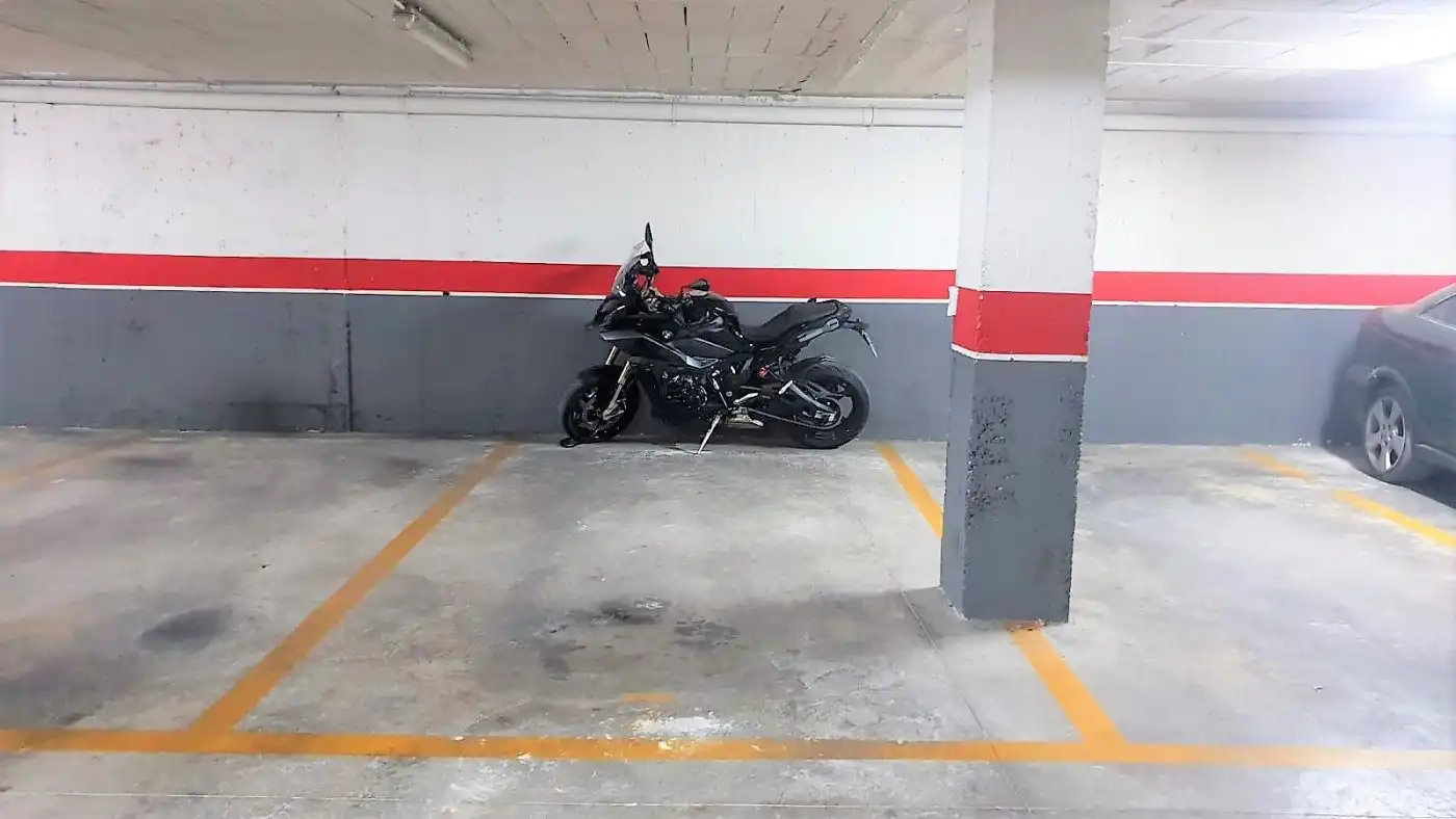 Einzelparkplatz zum Verkauf in Centro Urbano, imagen 4