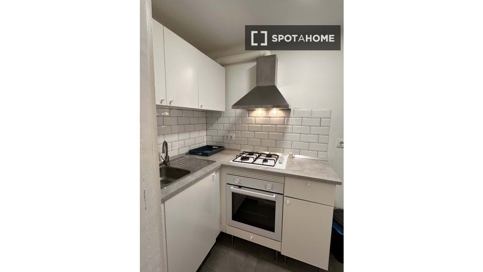 Kitchen of Flat to rent in  Barcelona Capital  with Air Conditioner, Heating and Furnished