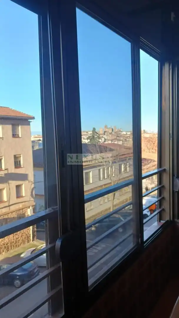 Wohnung zum Verkauf in Cáceres mit Terrasse und Möbliert