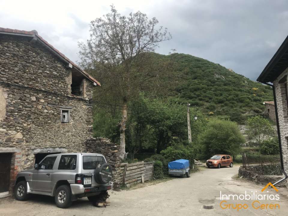 Edificio en venta en Ezcaray