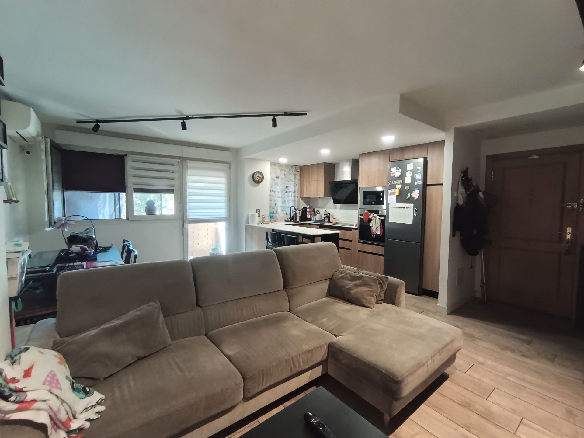 Living room of Flat for sale in Parla  with Air Conditioner, Heating and Terrace