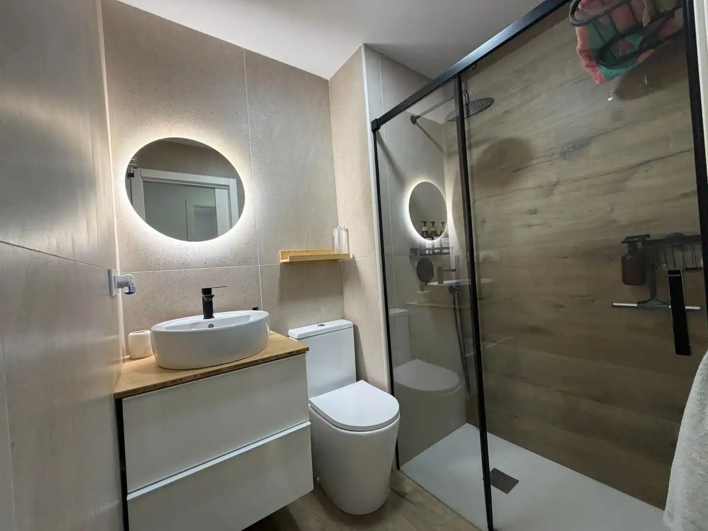 Badezimmer von Wohnung zum Verkauf in San Fernando mit Abstellraum