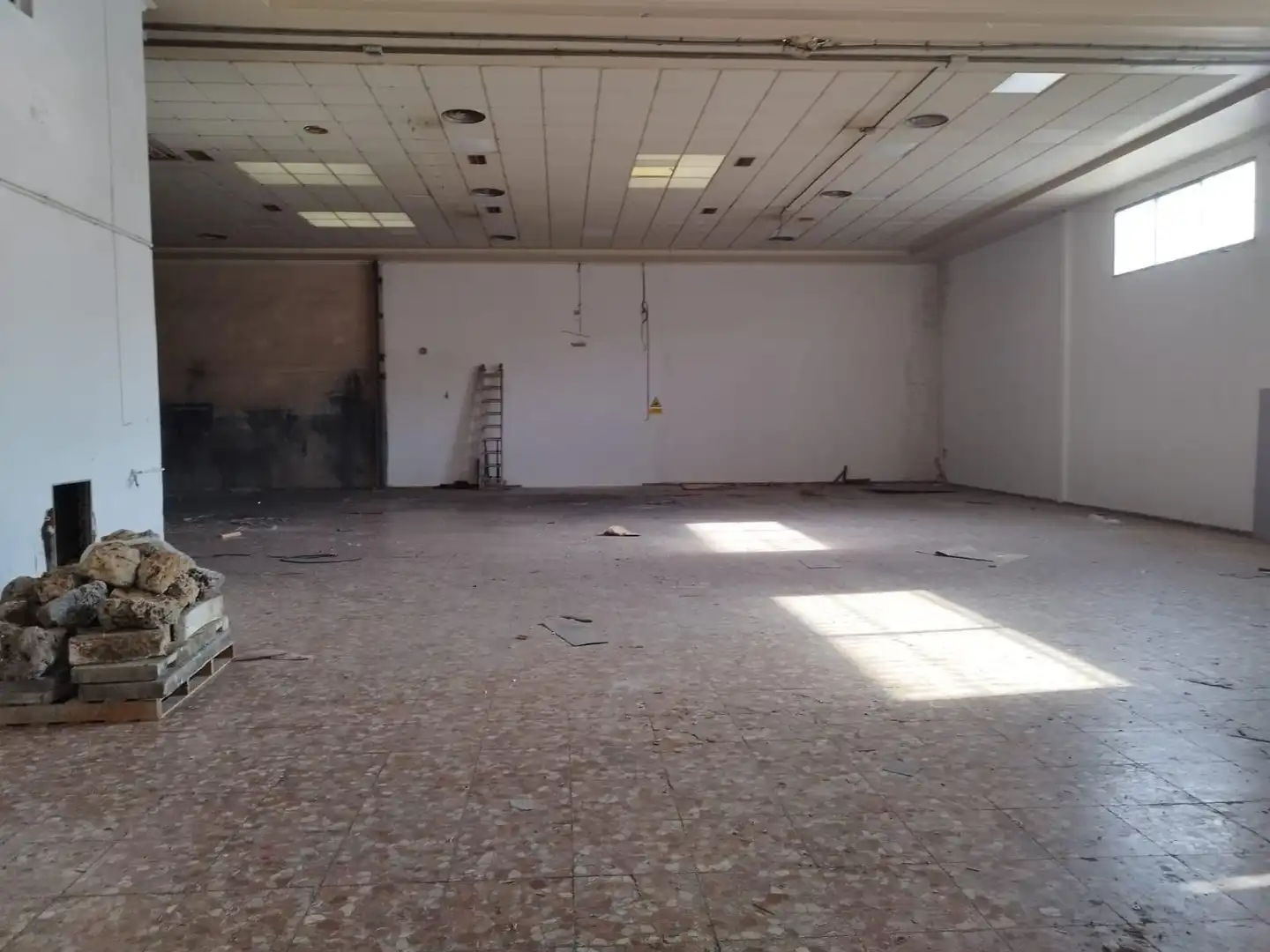 Nave industrielle à louer à Camí Reial, imagen 4