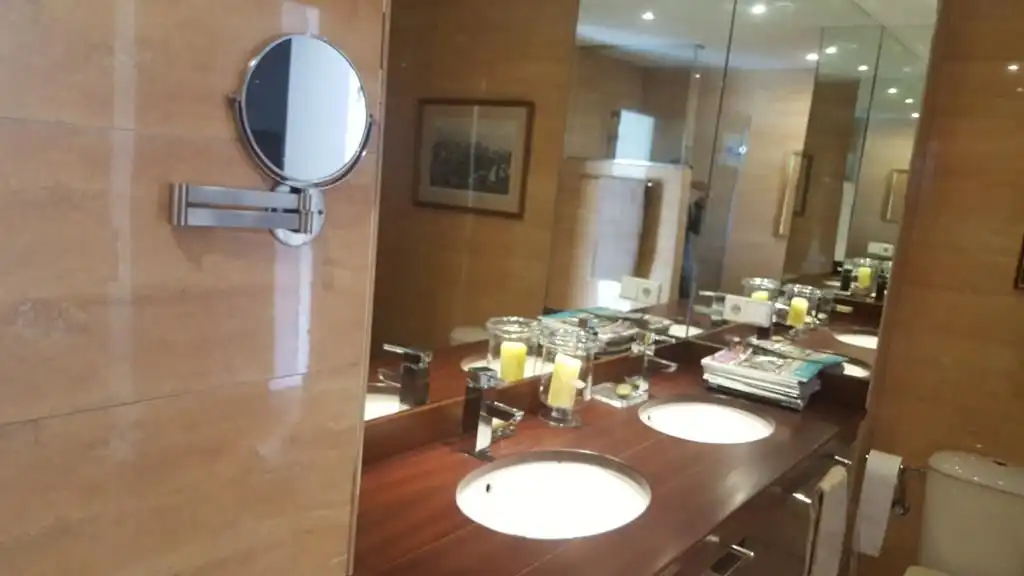 Baño de Ático de alquiler en Badajoz con Aire acondicionado, Calefacción y Jardín privado