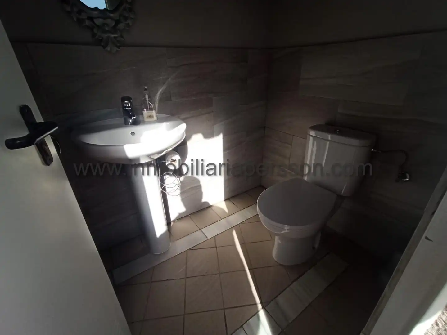 Bathroom of Houses for sale in Écija  with Air Conditioner, Private garden and Terrace
