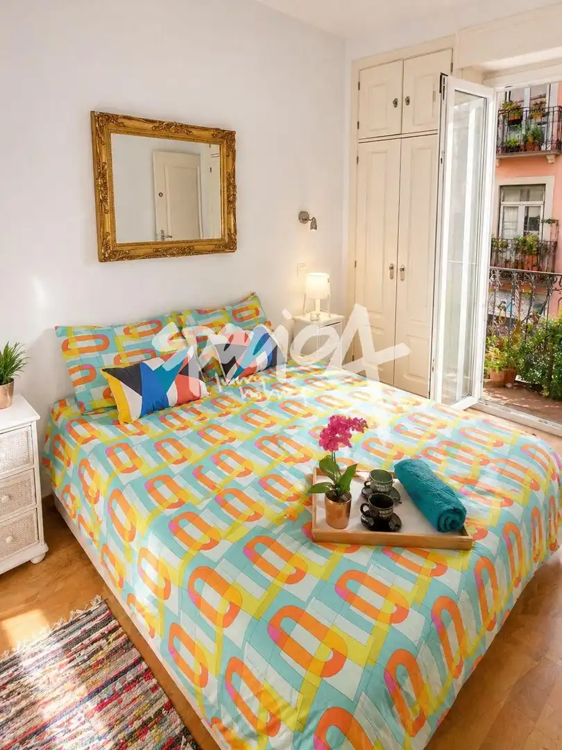 Habitación de Piso en venta en Madrid con Calefacción y Balcón