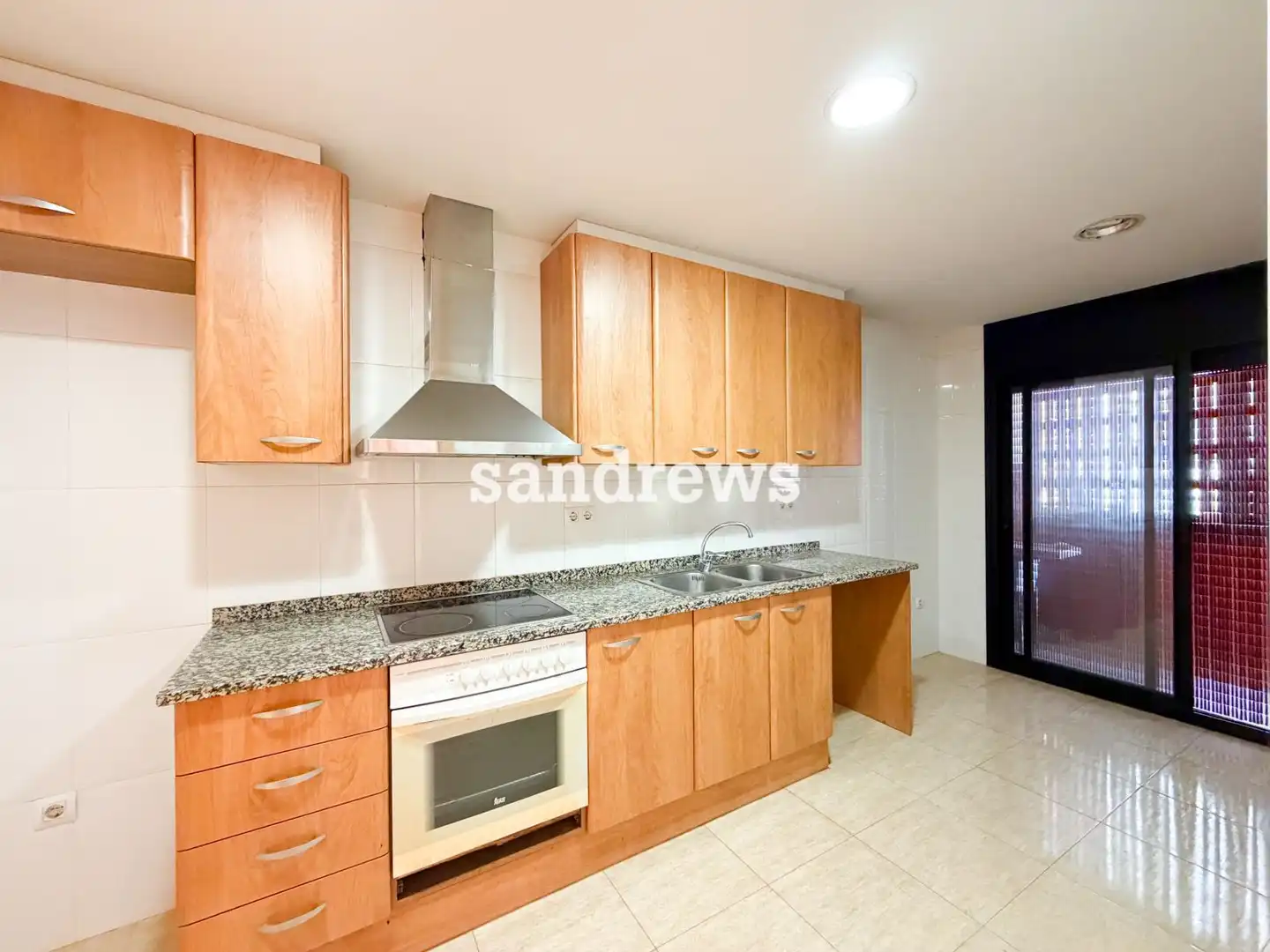 Kitchen of Flat for sale in Figueres  with Air Conditioner, Heating and Storage room