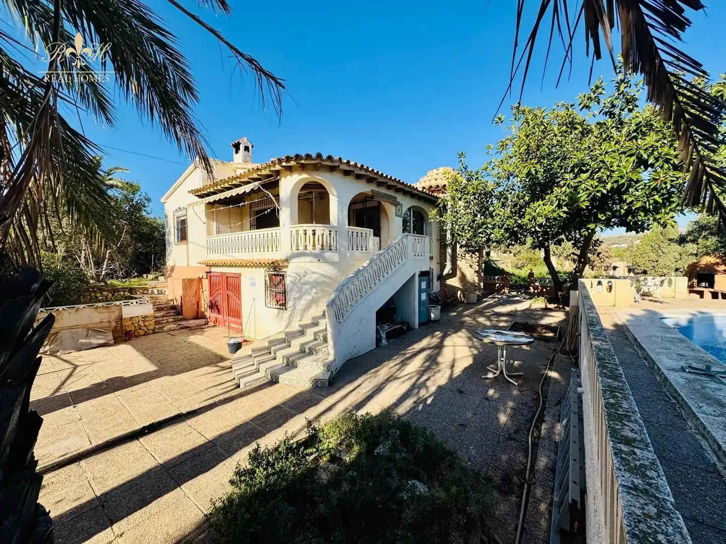 Vista exterior de Casa o xalet en venda en L'Alfàs del Pi amb Terrassa i Piscina