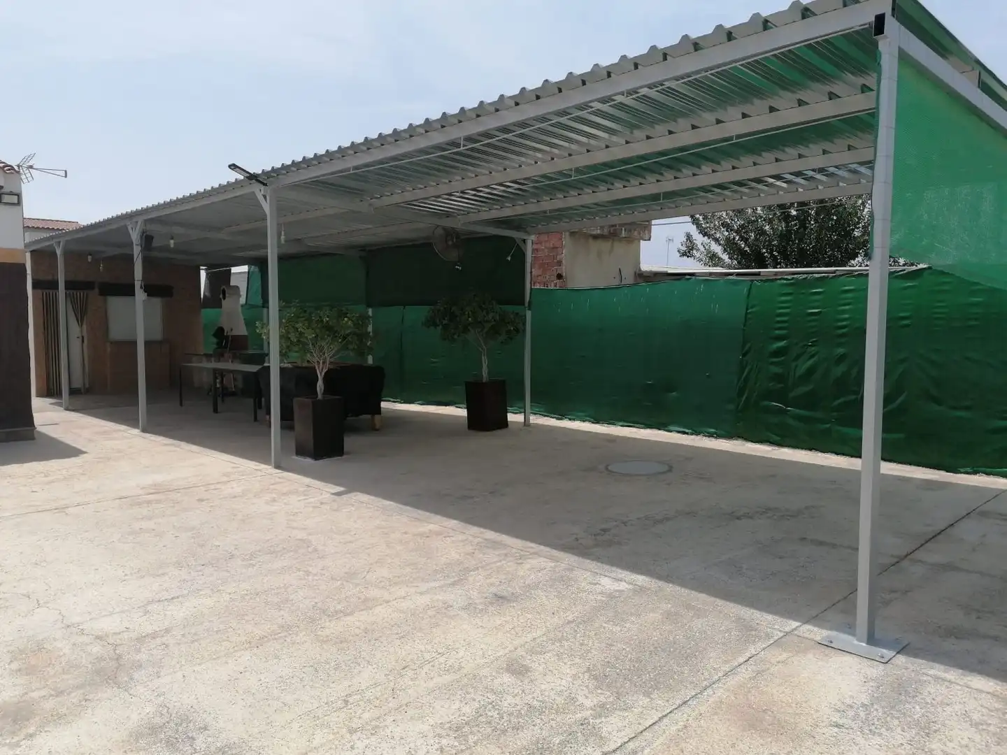 Terrassa de Casa o xalet en venda en Los Palacios y Villafranca amb Piscina